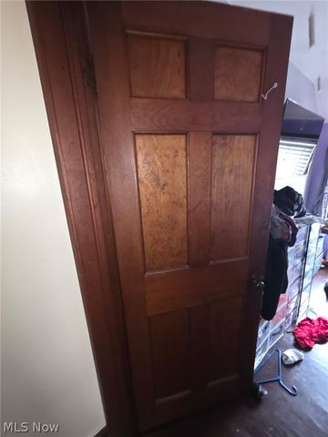 1566 E 195th Street, Euclid, OH 44117