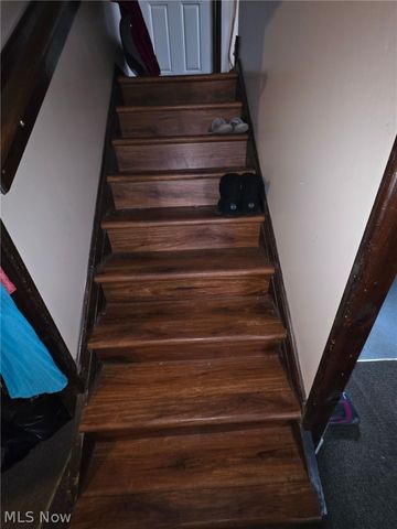 1566 E 195th Street, Euclid, OH 44117