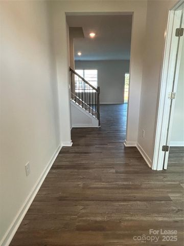 119 Mary Locke Way, Statesville, NC 28677