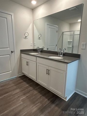 119 Mary Locke Way, Statesville, NC 28677