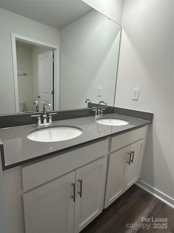 119 Mary Locke Way, Statesville, NC 28677