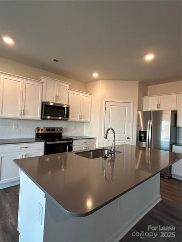 119 Mary Locke Way, Statesville, NC 28677