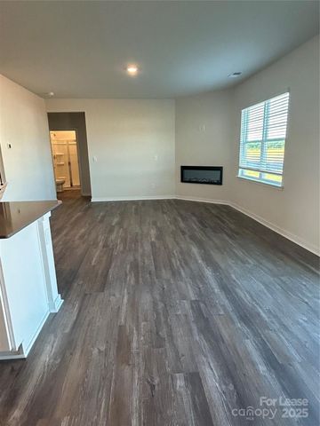 119 Mary Locke Way, Statesville, NC 28677