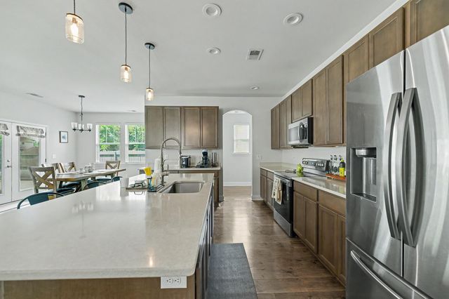 140a Knight Avenue, Summerville, SC 29483