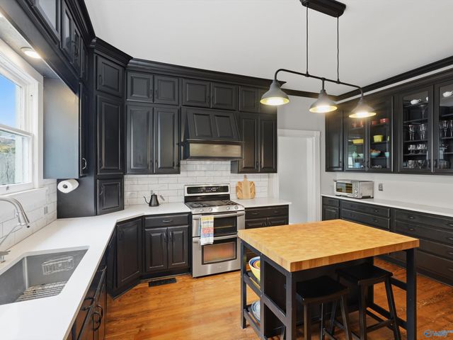 623 Johnston Street SE, Decatur, AL 35601