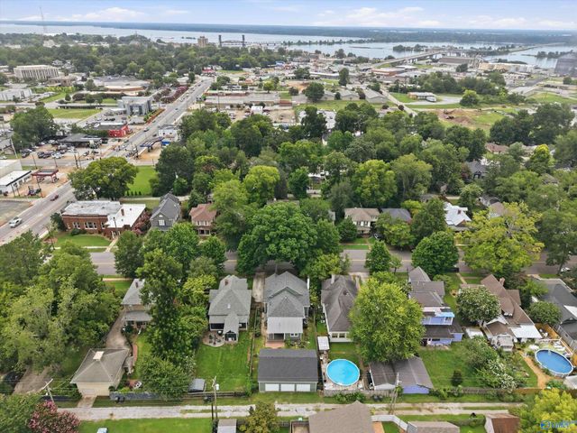 623 Johnston Street SE, Decatur, AL 35601