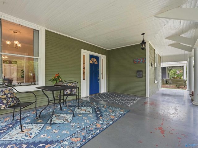 623 Johnston Street SE, Decatur, AL 35601
