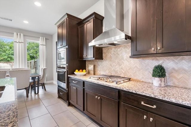 9407 Scanlan Heights Lane, Missouri City, TX 77459