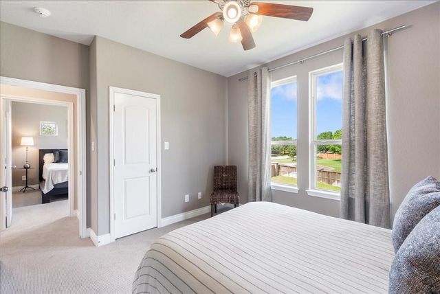 9407 Scanlan Heights Lane, Missouri City, TX 77459