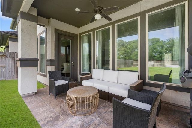 9407 Scanlan Heights Lane, Missouri City, TX 77459