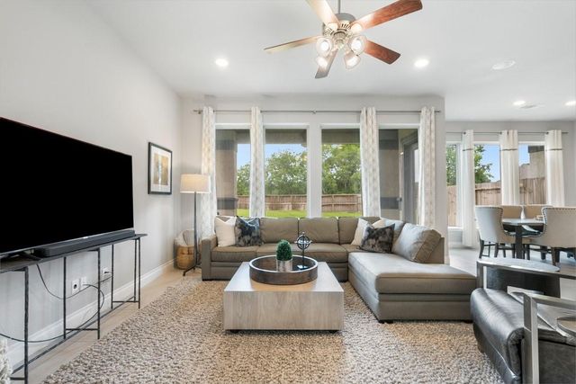 9407 Scanlan Heights Lane, Missouri City, TX 77459
