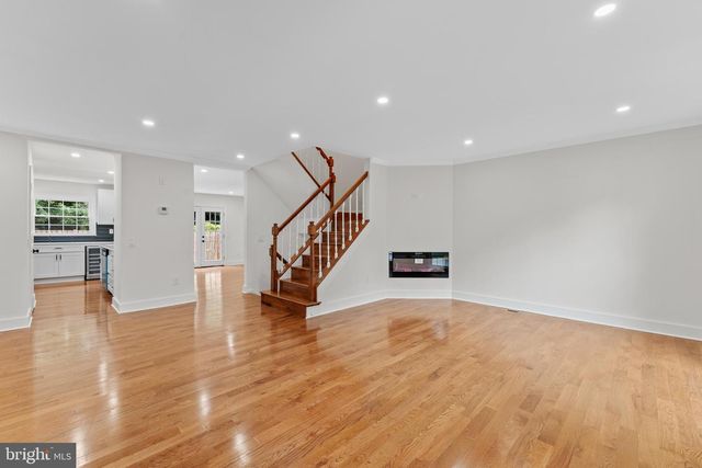 671 CONCERTO LN, Silver Spring, MD 20901