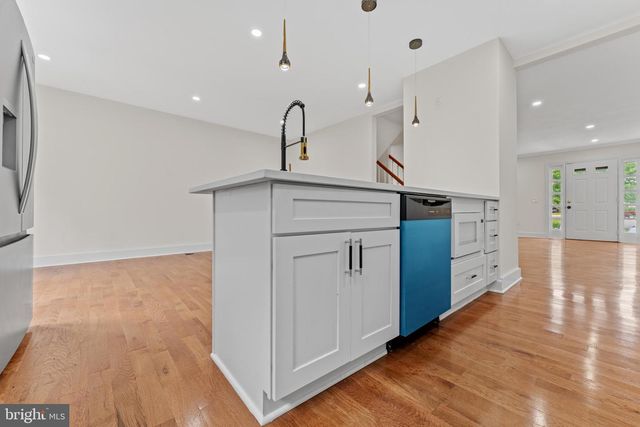 671 CONCERTO LN, Silver Spring, MD 20901