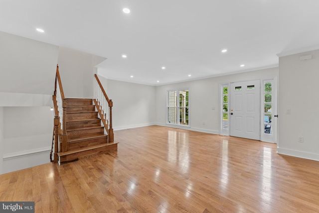 671 CONCERTO LN, Silver Spring, MD 20901