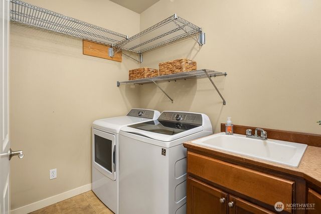 809 235th Avenue NE, Sammamish, WA 98074