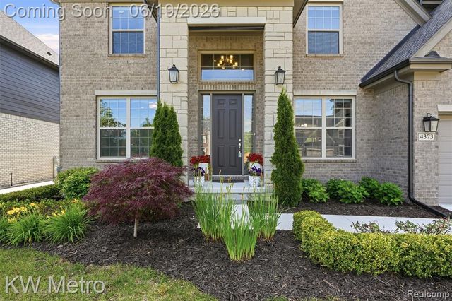 4373 Virgilia Drive, Troy, MI 48098