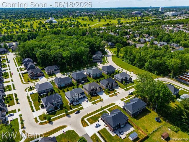 4373 Virgilia Drive, Troy, MI 48098