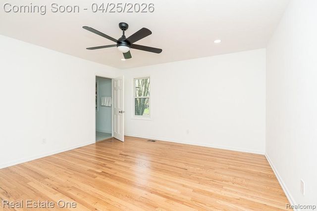 3210 Lake George Road, Oakland Charter Township, MI 48363