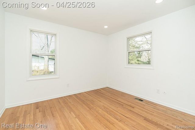 3210 Lake George Road, Oakland Charter Township, MI 48363