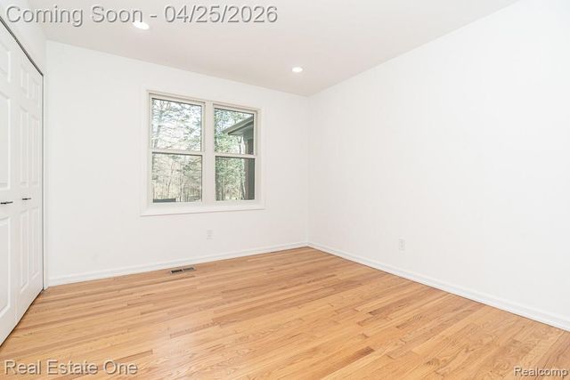 3210 Lake George Road, Oakland Charter Township, MI 48363