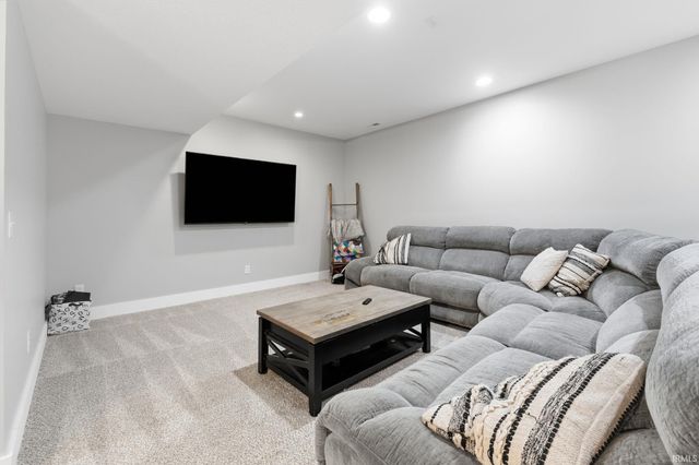 13015 Jade Cove, Fort Wayne, IN 46845