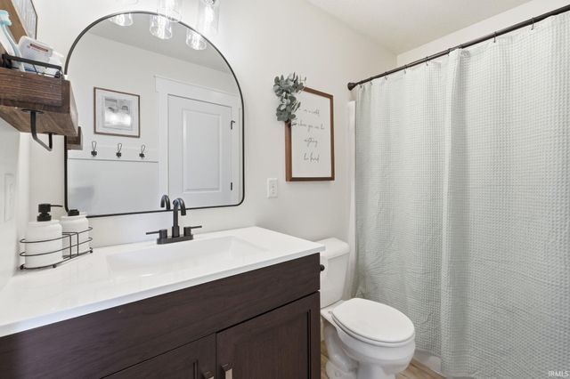 13015 Jade Cove, Fort Wayne, IN 46845