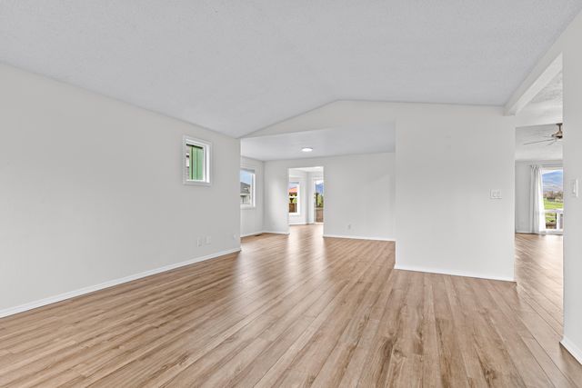 2854 Yvonne Road, Medford, OR 97504