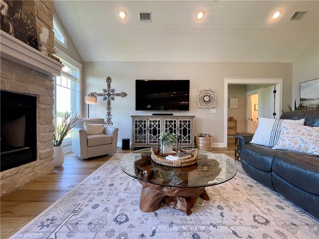 12736 Alpha Road, Danville, AR 72833