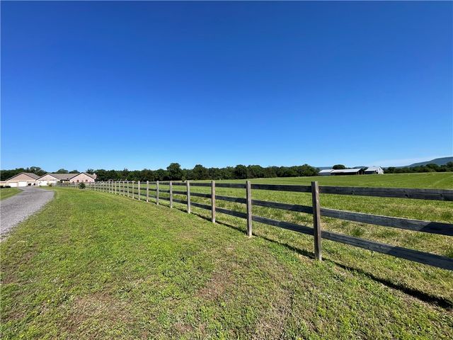 12736 Alpha Road, Danville, AR 72833