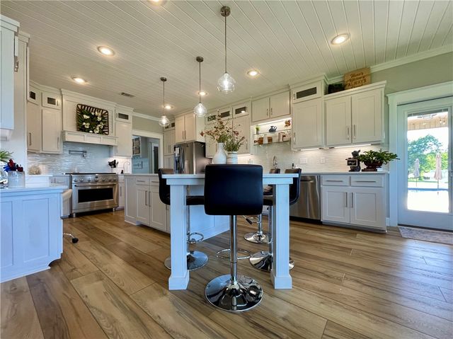 12736 Alpha Road, Danville, AR 72833