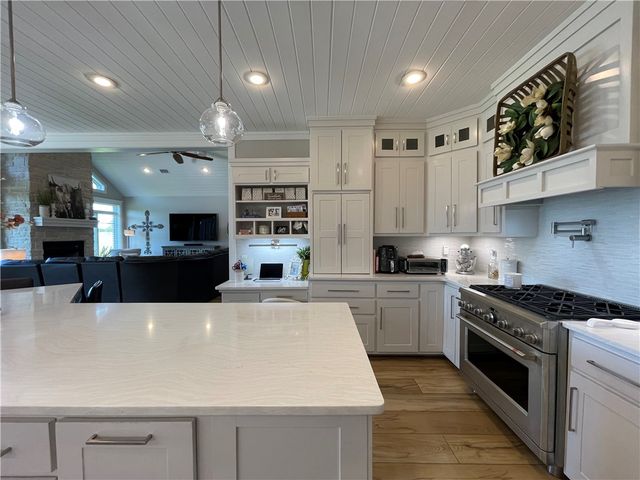 12736 Alpha Road, Danville, AR 72833