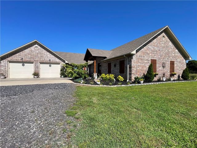 12736 Alpha Road, Danville, AR 72833