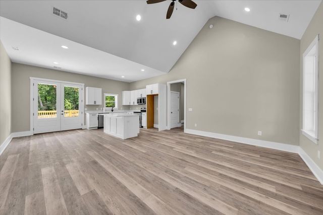 117 Myra Ln, Tullahoma, TN 37388