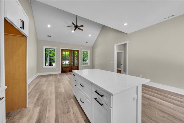 117 Myra Ln, Tullahoma, TN 37388
