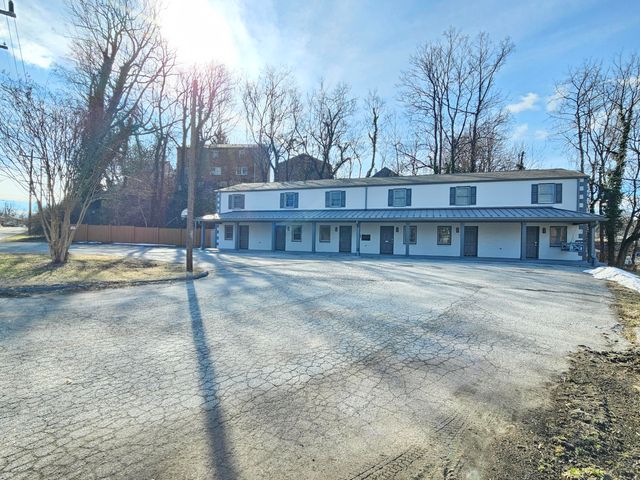 1622 Roanoke AVE, Roanoke, VA 24015