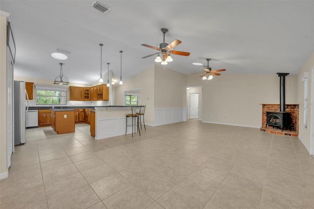 1640 STRATHCONA AVENUE, Deland, FL 32720