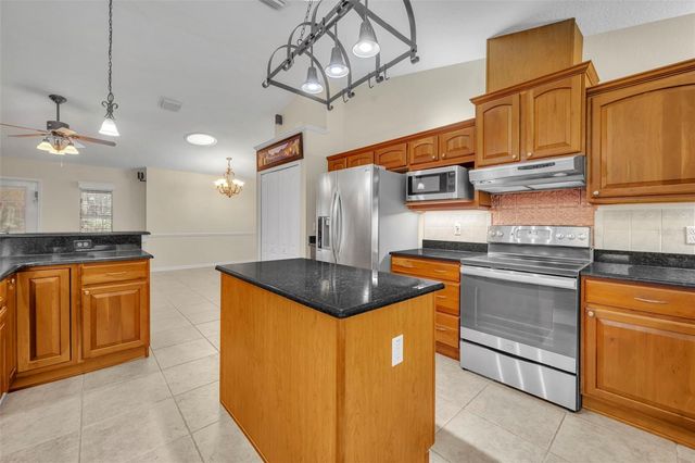 1640 STRATHCONA AVENUE, Deland, FL 32720