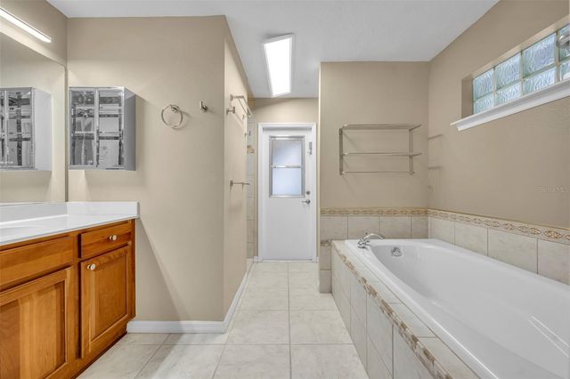 1640 STRATHCONA AVENUE, Deland, FL 32720