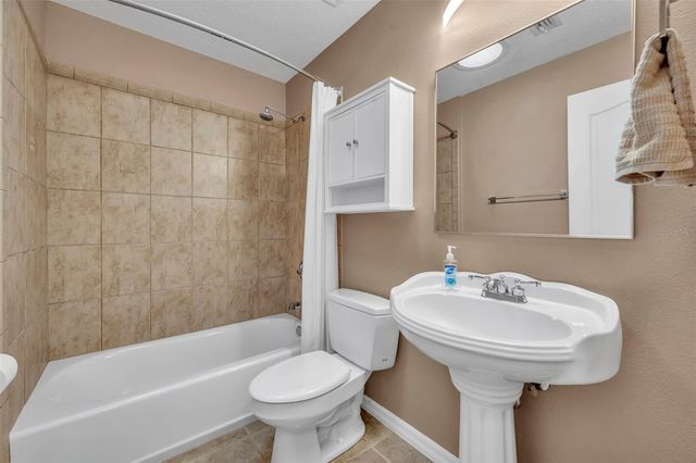 1640 STRATHCONA AVENUE, Deland, FL 32720