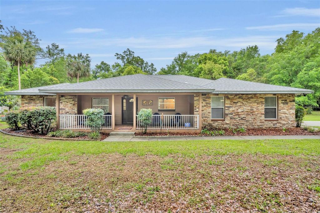 1640 STRATHCONA AVENUE, Deland, FL 32720