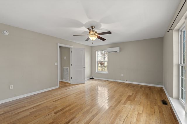 1148 Stoltz Rd, Centerville, TN 37033