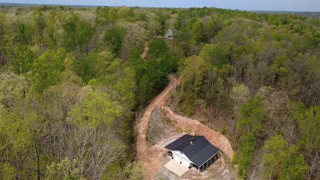 1148 Stoltz Rd, Centerville, TN 37033