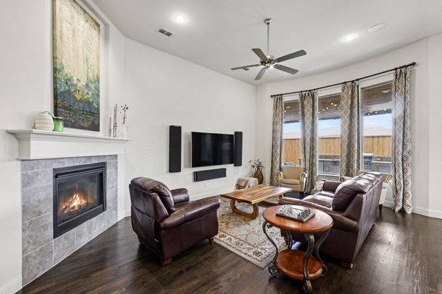 5821 Austin Waters, The Colony, TX 75056