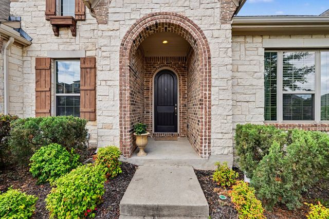 5821 Austin Waters, The Colony, TX 75056