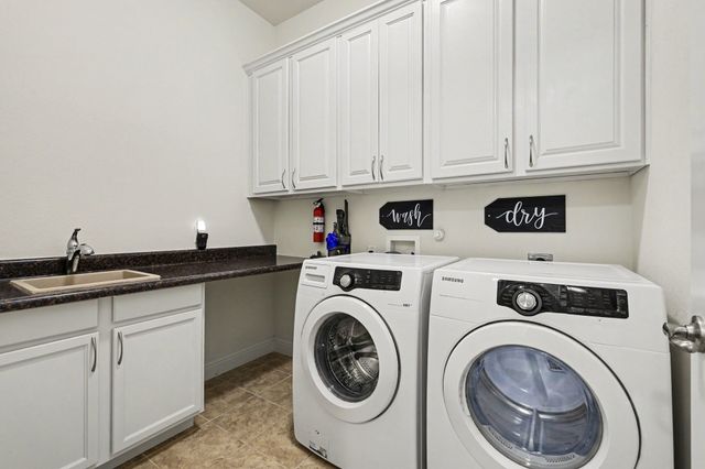 5821 Austin Waters, The Colony, TX 75056