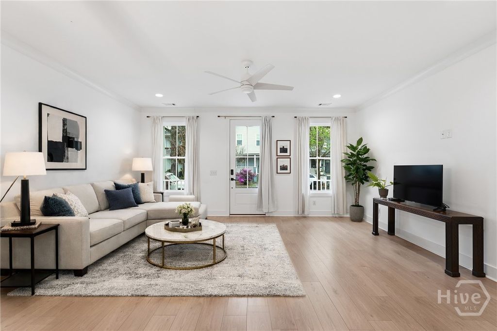 Image 12 of property listing at 1112 E 31st Street, Savannah, GA 31404