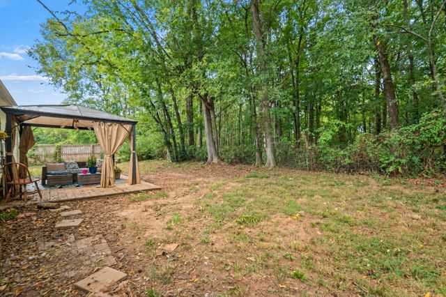 2446 Canterbury Chase, Murfreesboro, TN 37128