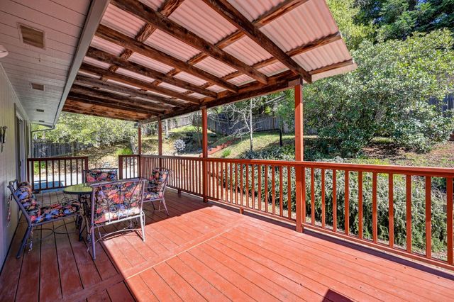 3429 Santos Ct, Cameron Park, CA 95682