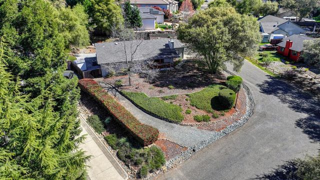 3429 Santos Ct, Cameron Park, CA 95682