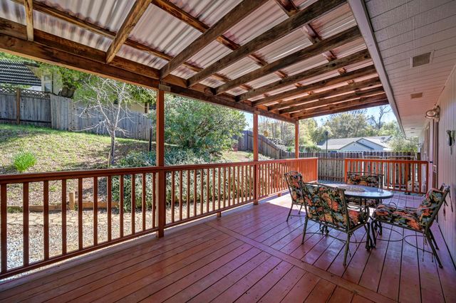 3429 Santos Ct, Cameron Park, CA 95682